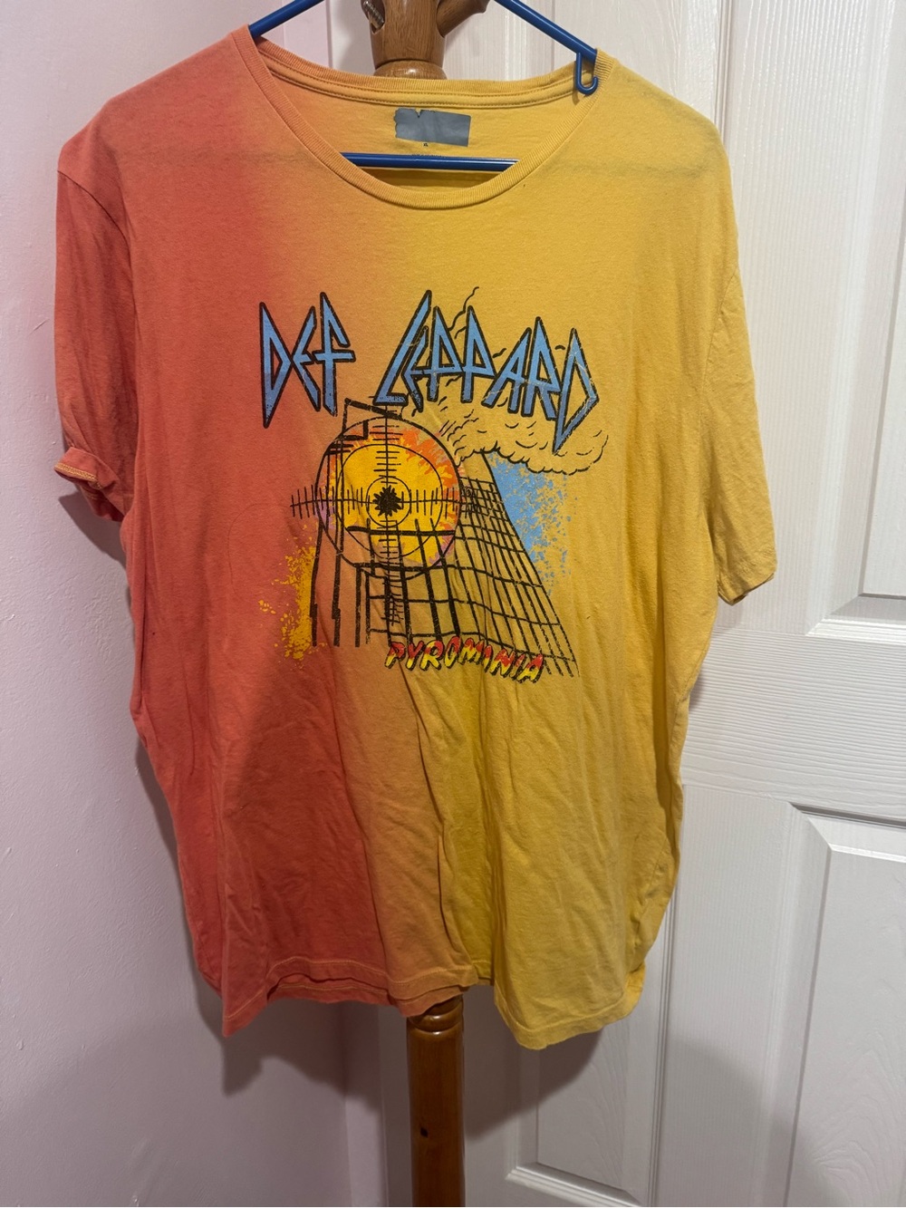 Def Leppard T shirt